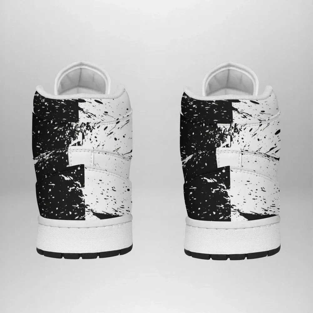 Grunge 5 Leaf Clover Black Cover Special High Top Shoes
